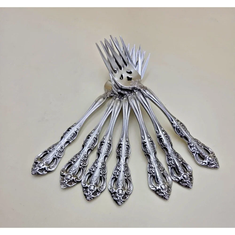 Oneida set stainless